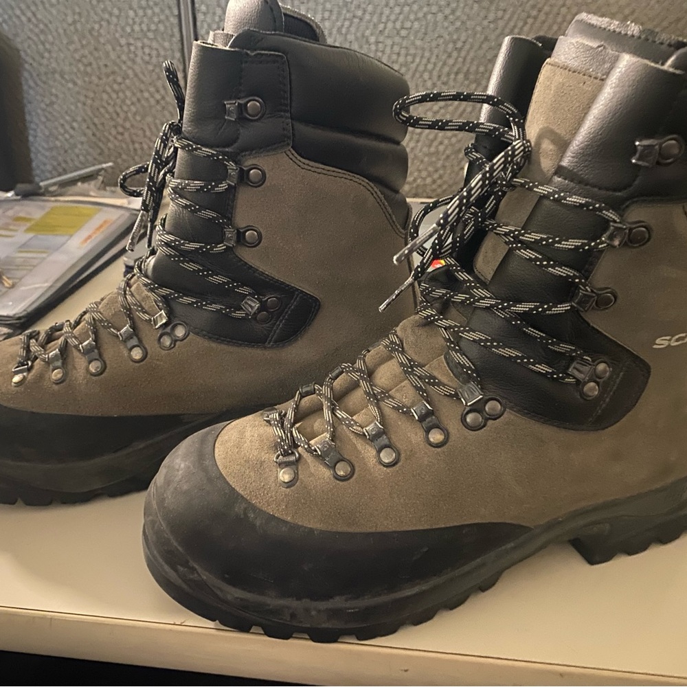 Scarpa Fuegos